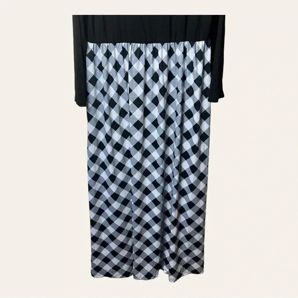 1082. MEROKEETY FASHION MAXI DRESS WITH LONG SLEEVES SIZE 2XL BLACK/WHITE - Picture 4 of 9